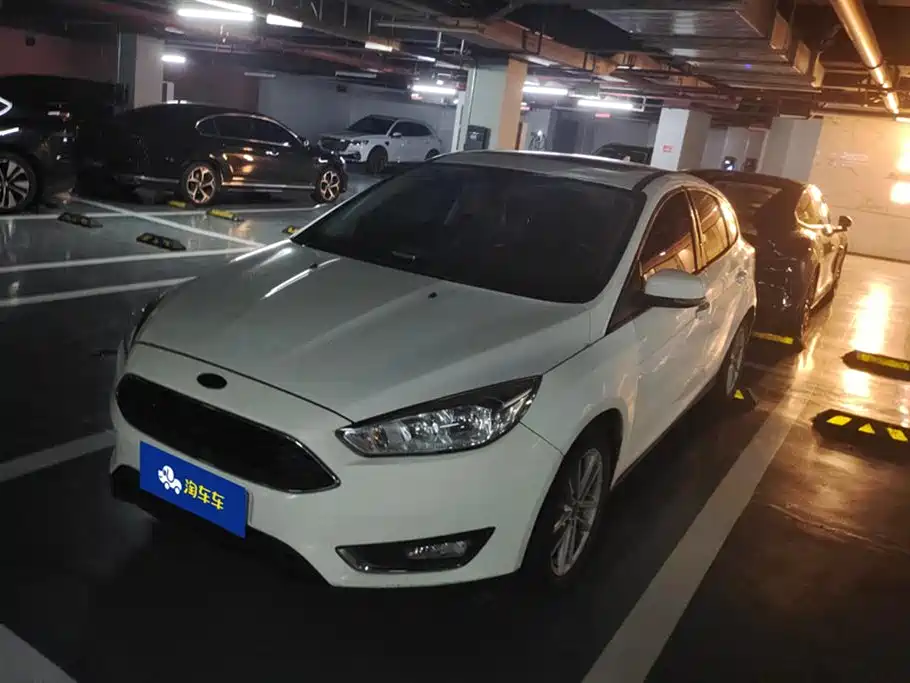 Ford Focus 2017 — фото 1