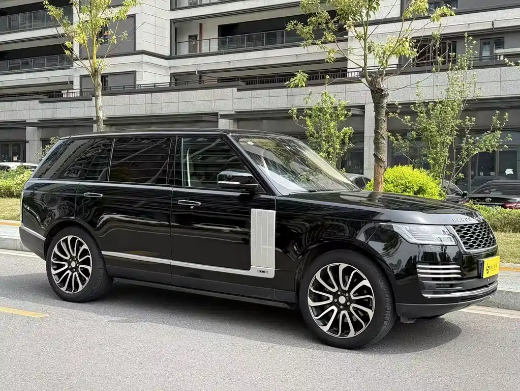 Land Rover Range Rover 2019 — фото 2