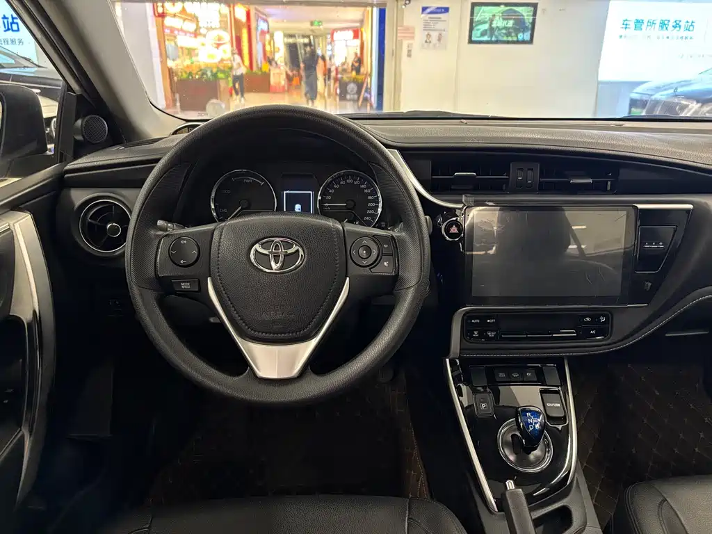 Toyota Corolla Hybrid 2019 — фото 15