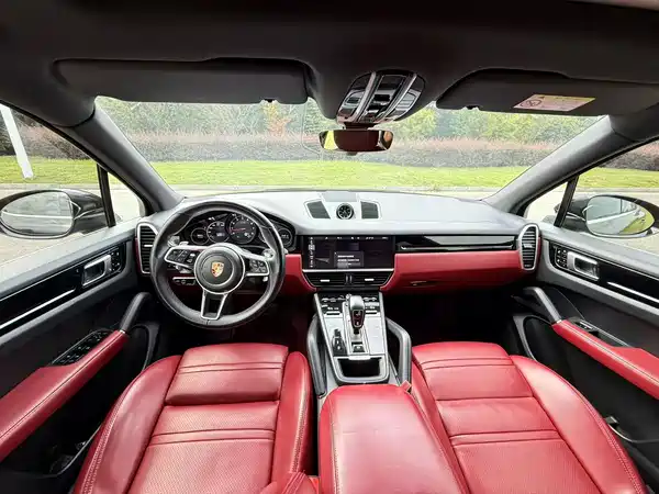 Porsche Cayenne 2020