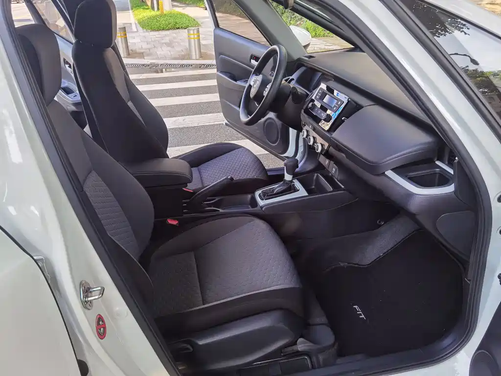 Honda Fit 2022 — фото 12