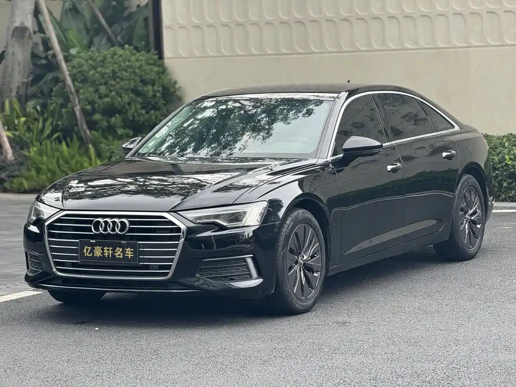 Audi A6L 2020 — фото 1