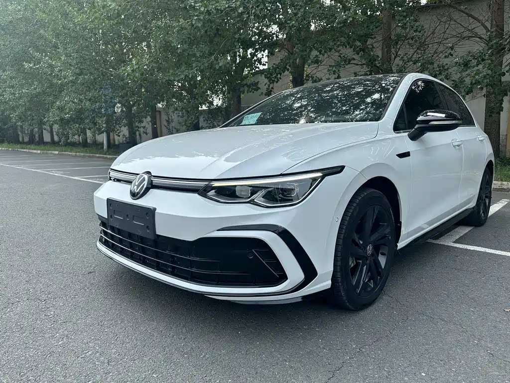 Volkswagen Golf 2023