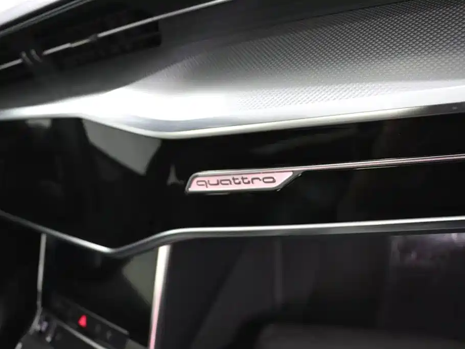 Audi A6L 2022 — фото 14
