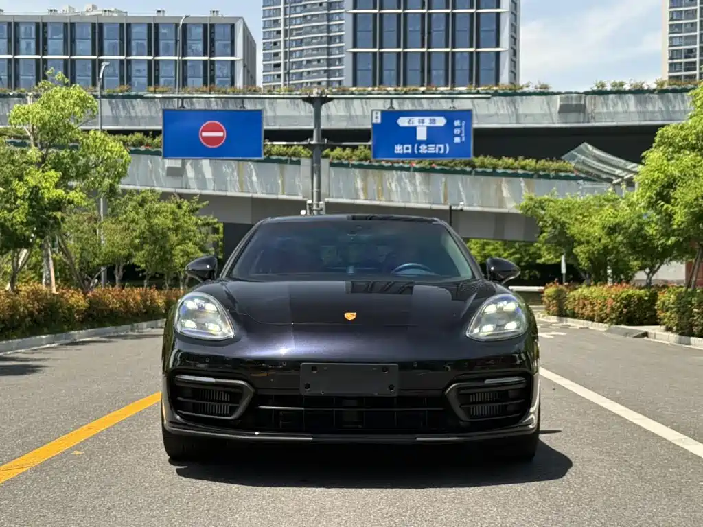 Porsche Panamera 2023 — фото 2