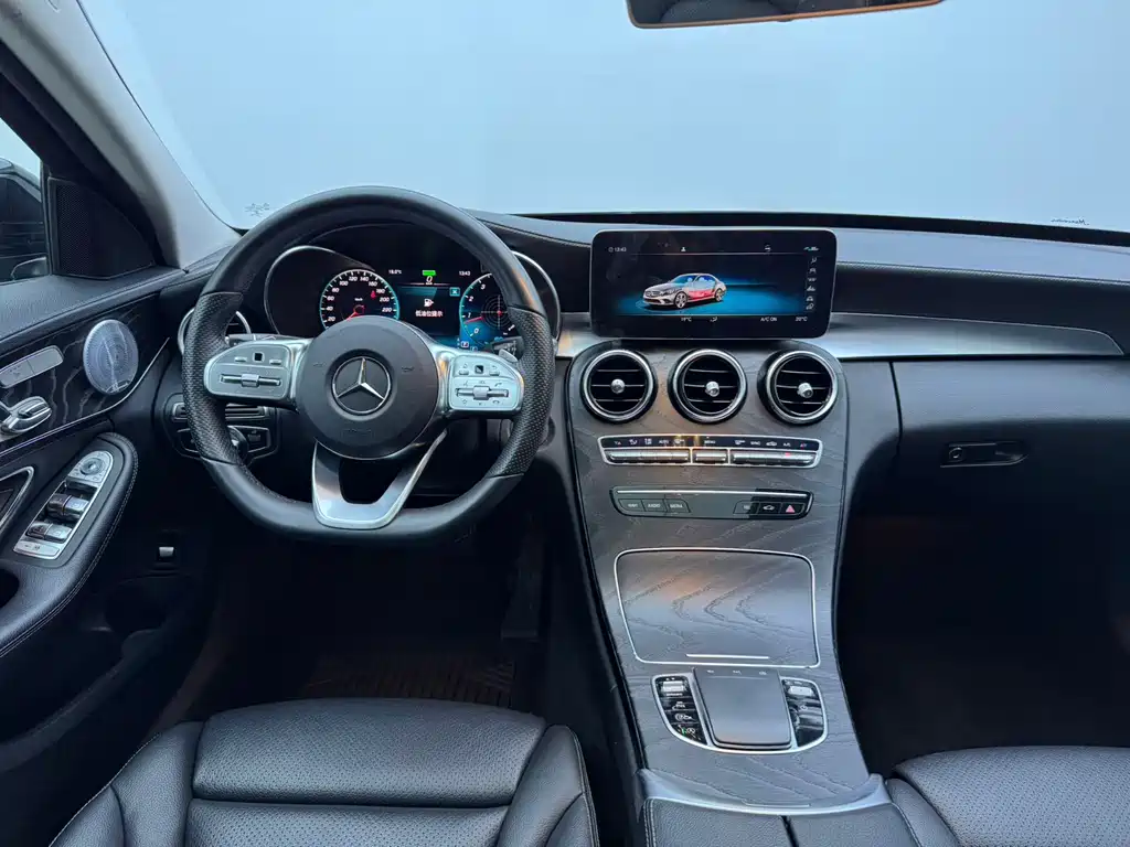 Mercedes-Benz C-Class 2019 — фото 13