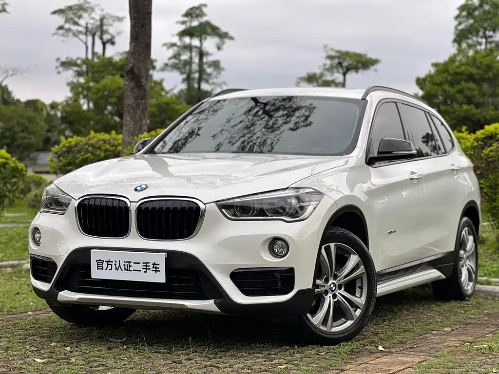 BMW X1 2018 — фото 1