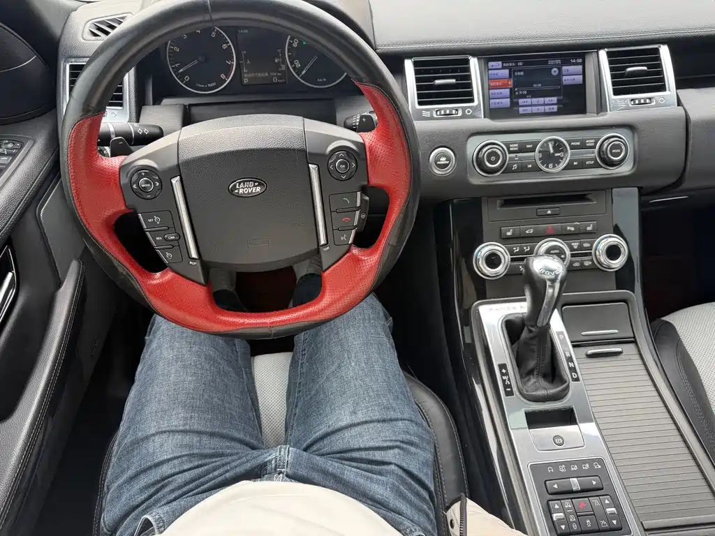 Land Rover Range Rover Sport 2013 — фото 16