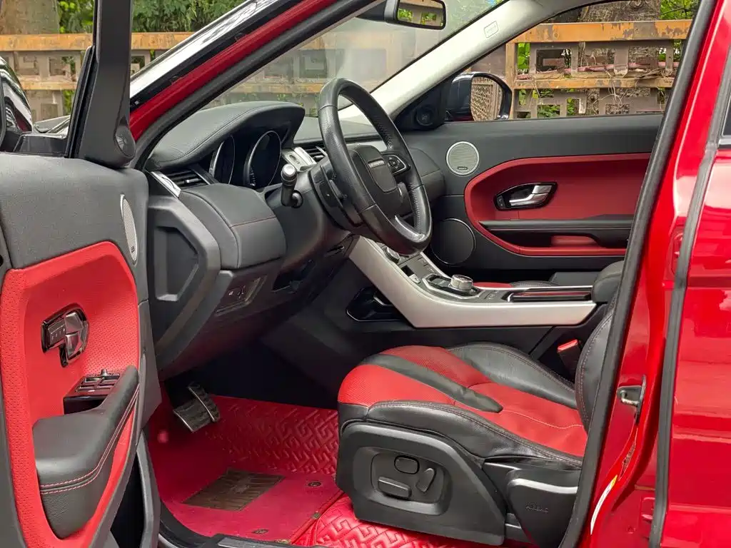 Land Rover Range Rover Evoque 2015 — фото 18