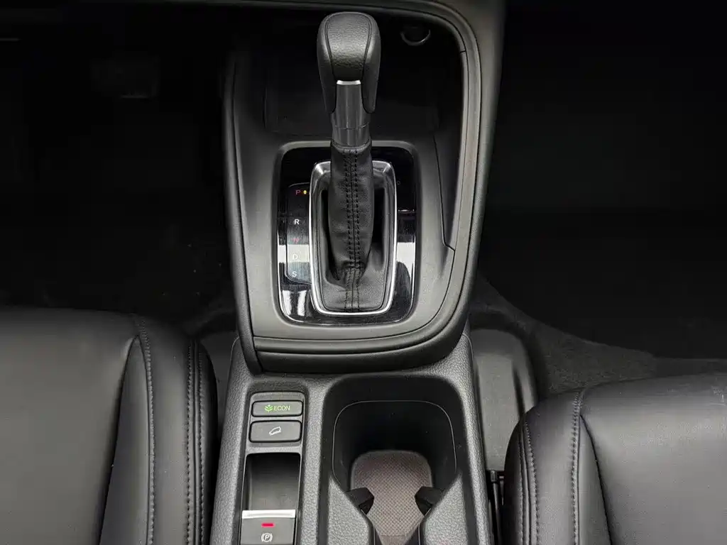 Honda Vezel 2023 — фото 14