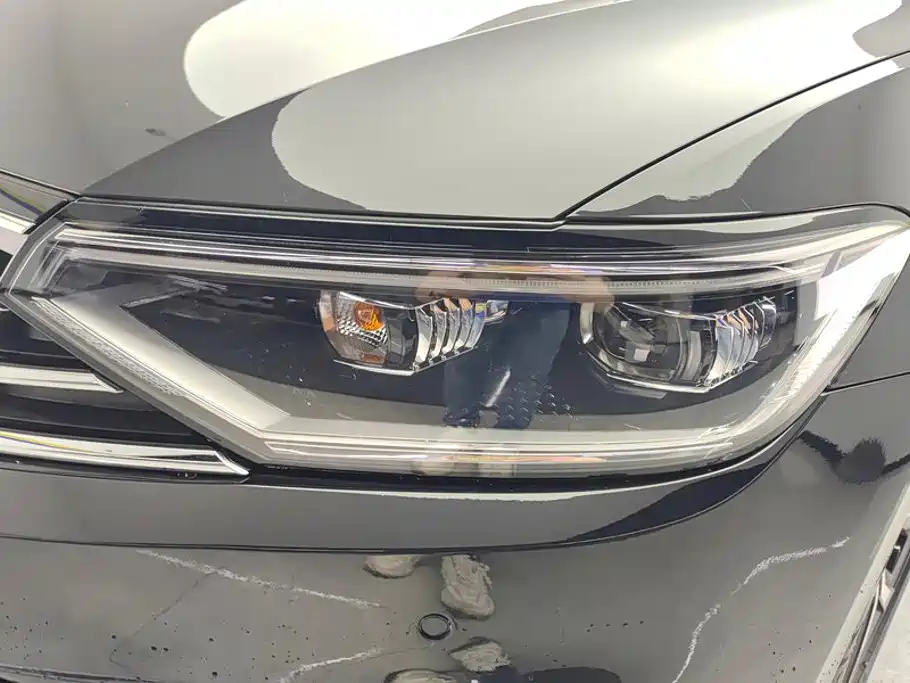Volkswagen Magotan 2021