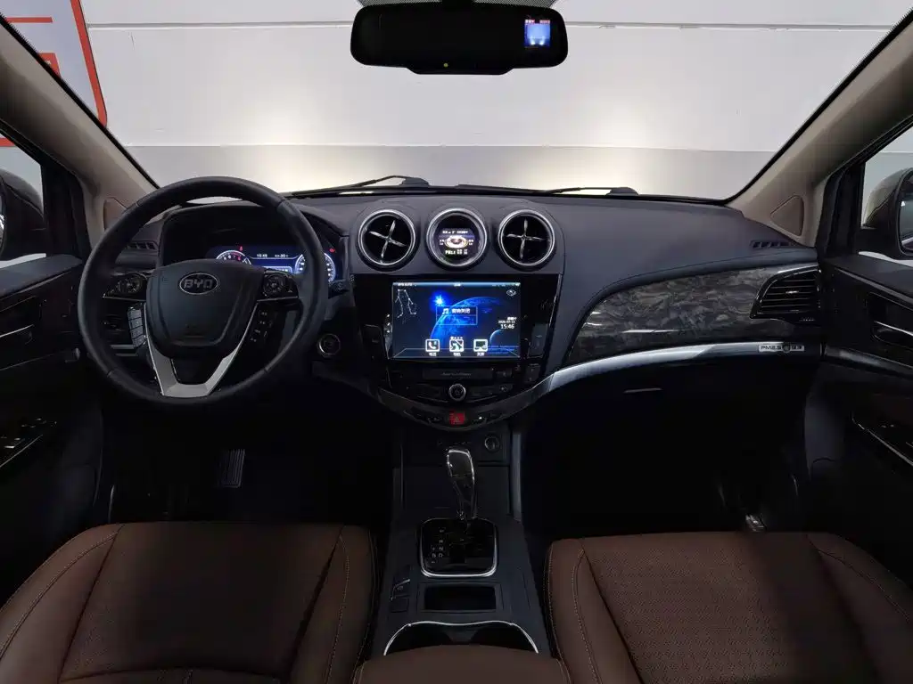 BYD S7 2016