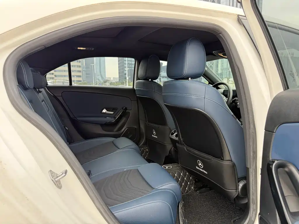 Mercedes-Benz A-Class 2020 — фото 17