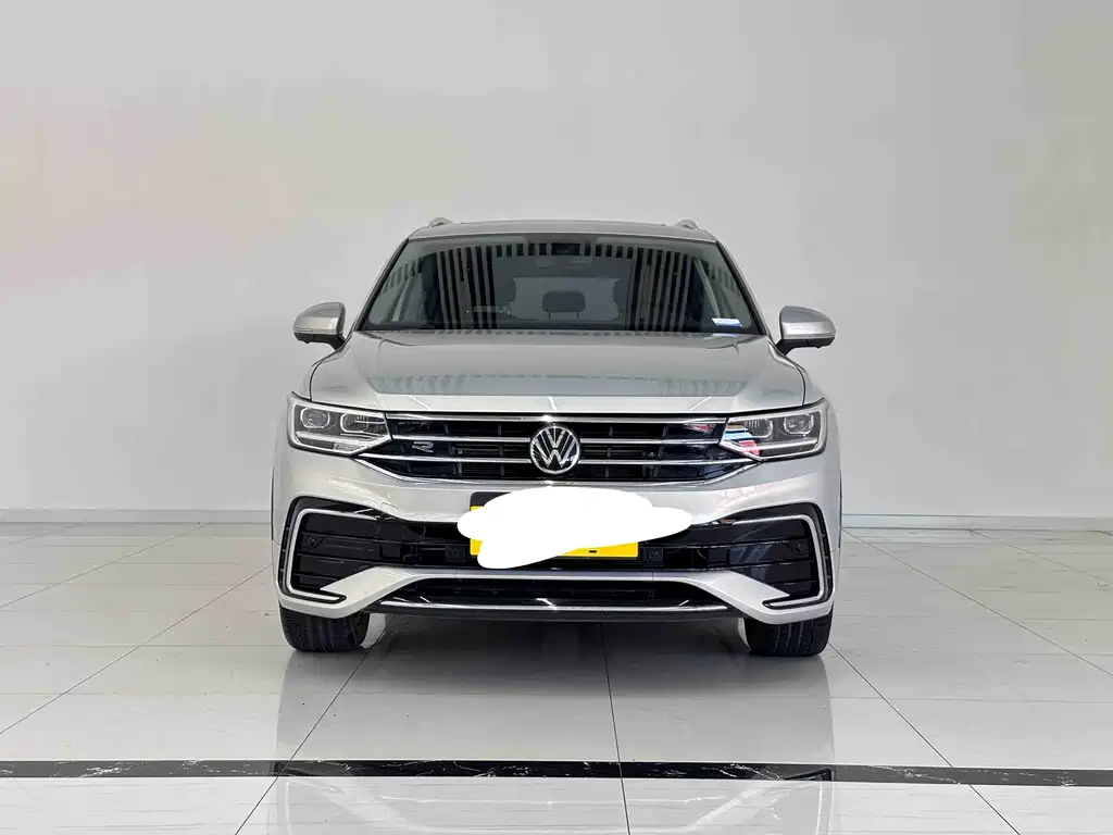 Volkswagen Tiguan L 2022 — фото 2