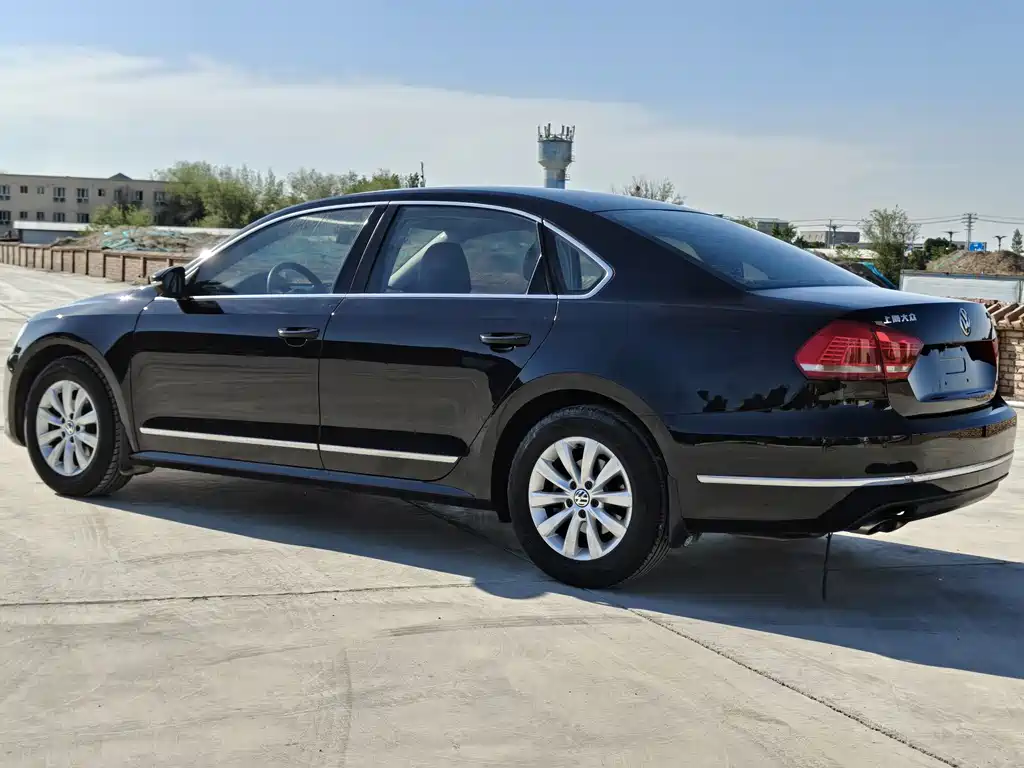 Volkswagen Passat 2014 — фото 7