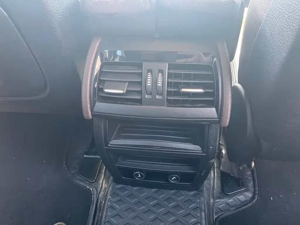 BMW X5 2015 — фото 16