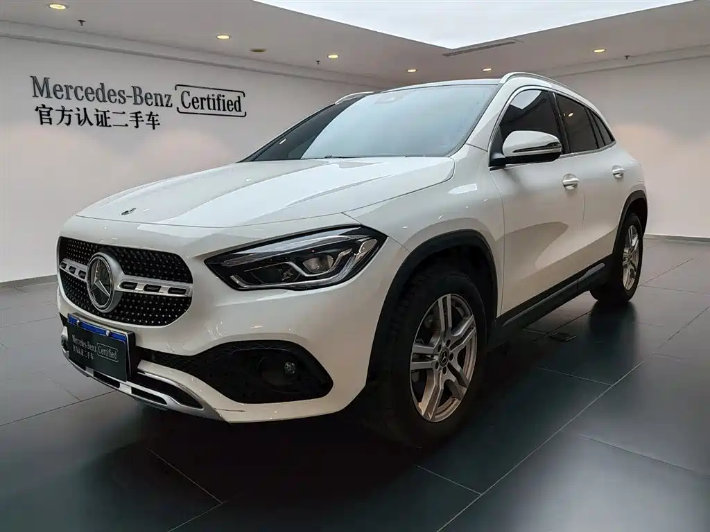 Mercedes-Benz GLA 2023