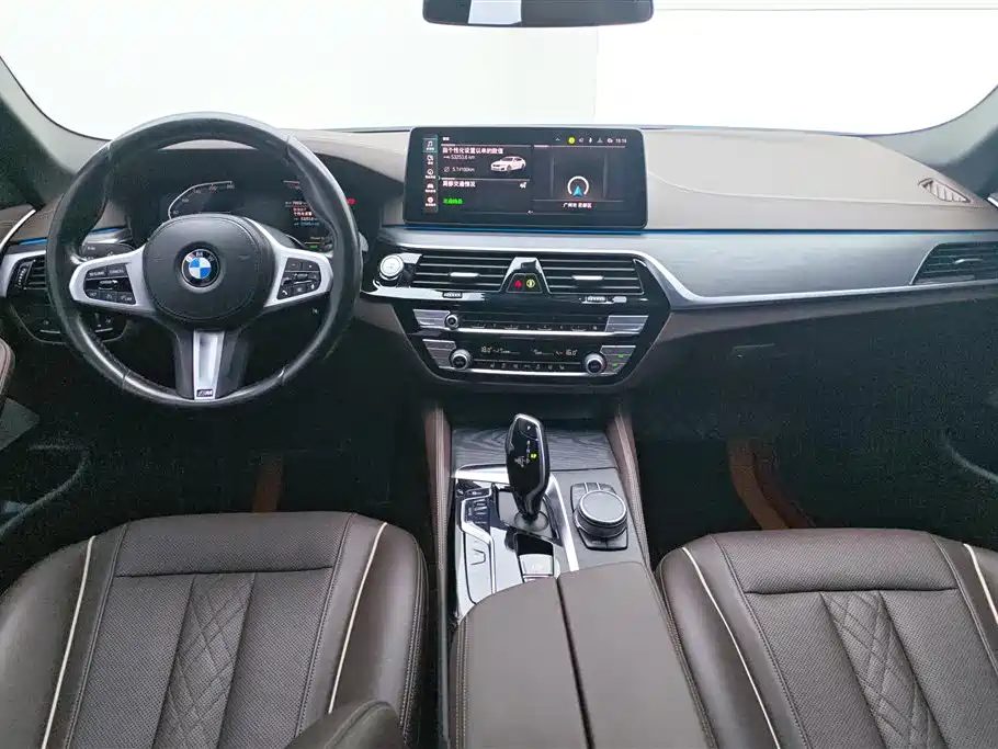 BMW 5 Series New Energy 2021 — фото 12