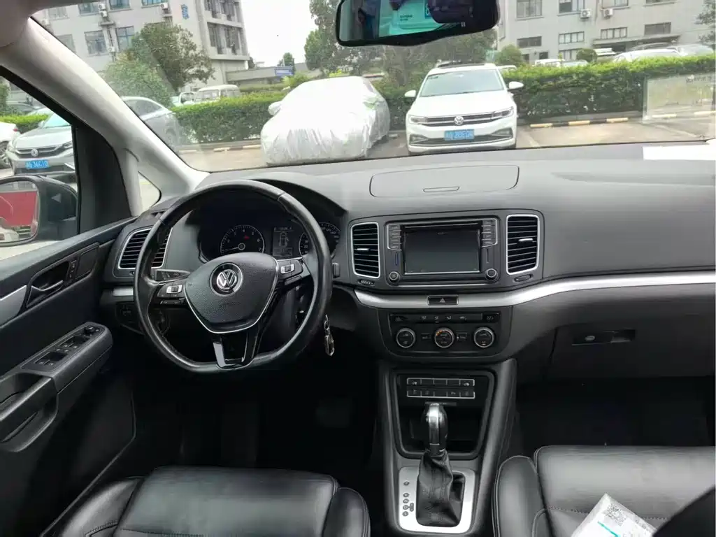 Volkswagen Sharan 2018 — фото 7