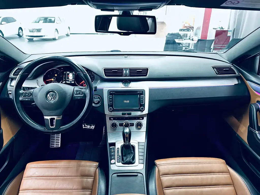 Volkswagen CC 2015 — фото 11