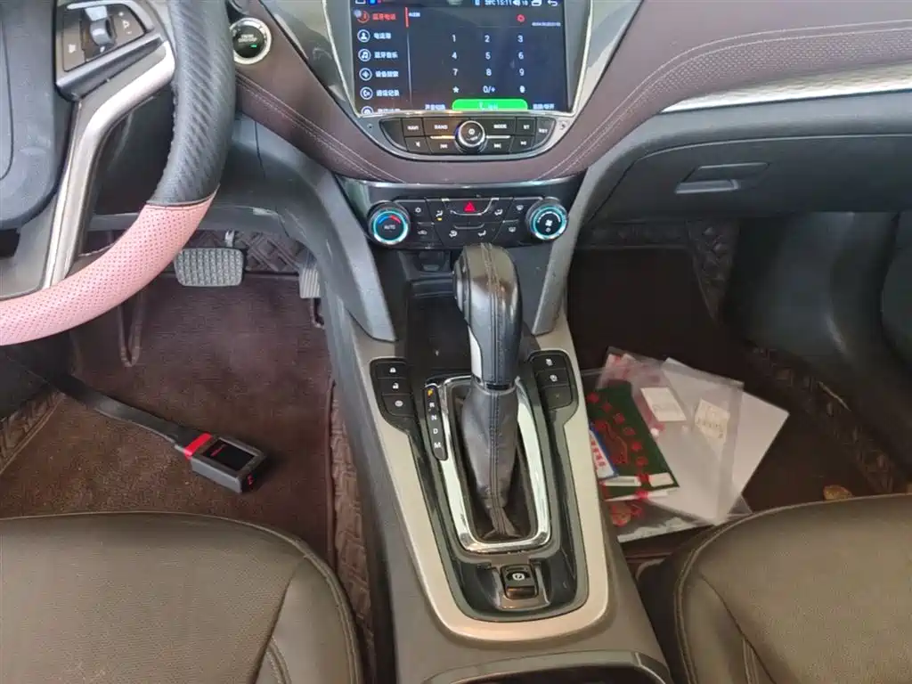Chevrolet Malibu 2018 — фото 14