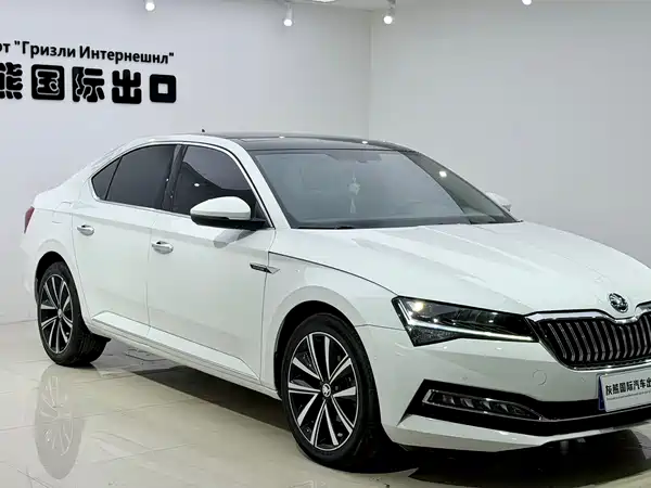 Skoda Superb 2023