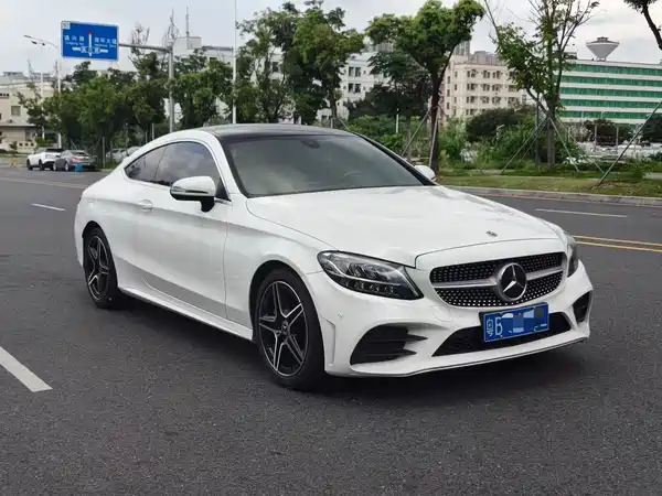 Mercedes-Benz C-Class 2022
