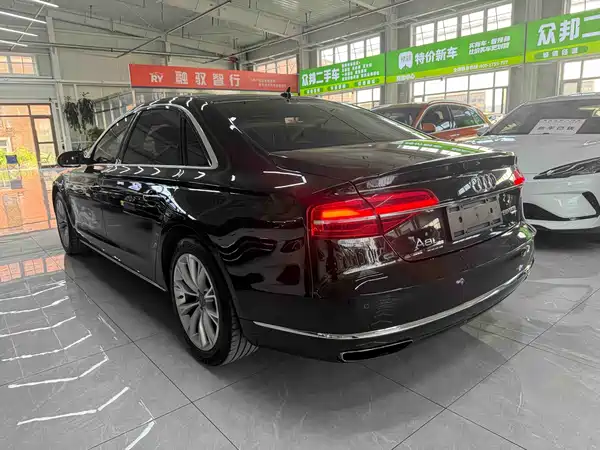 Audi A8 2015