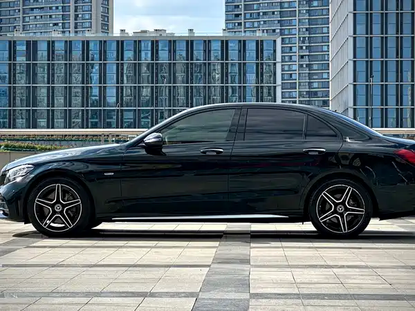 Mercedes-Benz C-Class 2021
