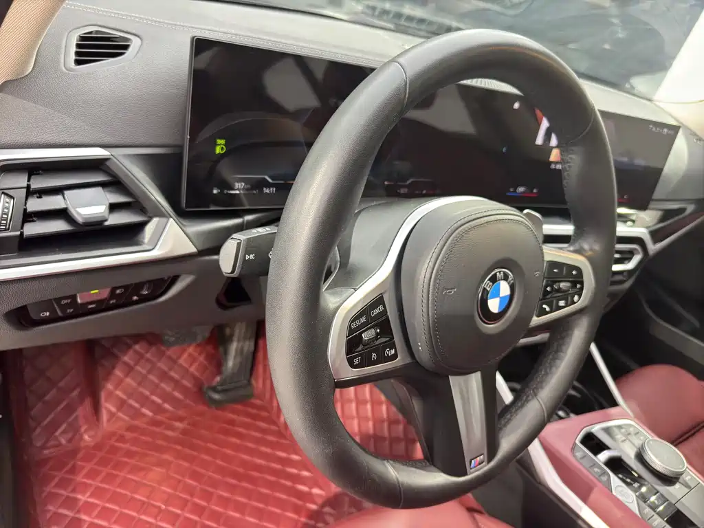 BMW 3 Series 2023 — фото 11