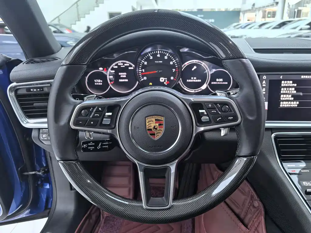 Porsche Panamera 2019 — фото 4