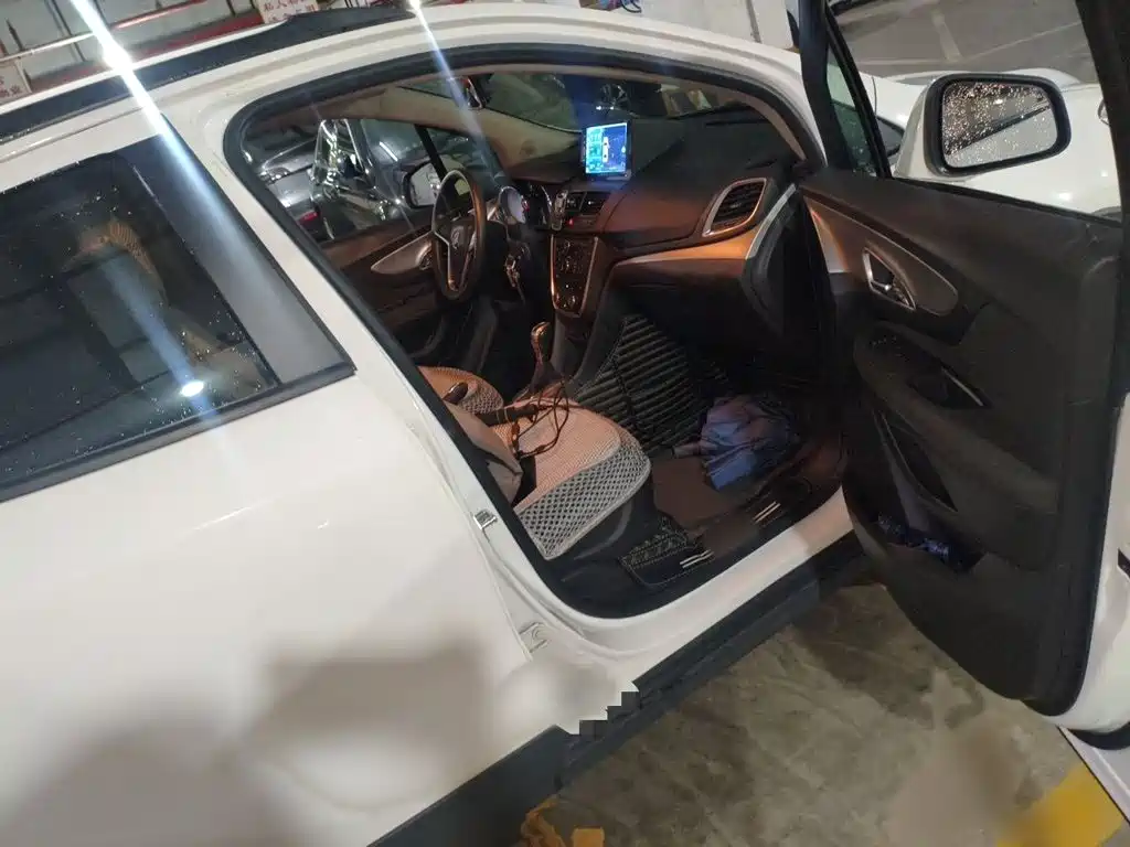 Buick Encore 2015 — фото 19