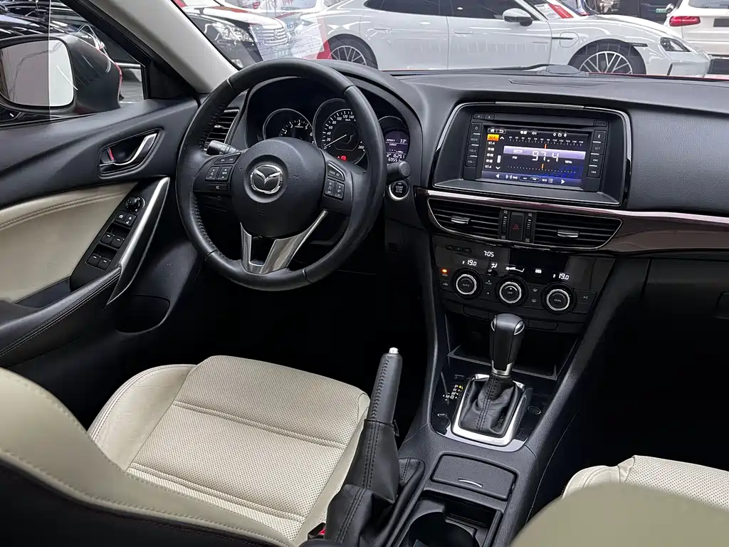 Mazda Atenza 2015 — фото 20