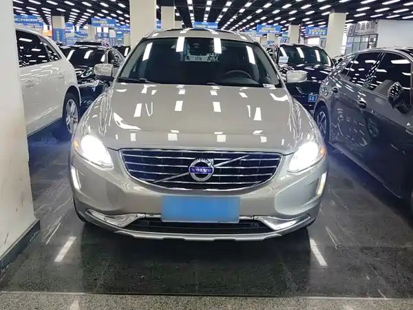 Volvo XC60 2015