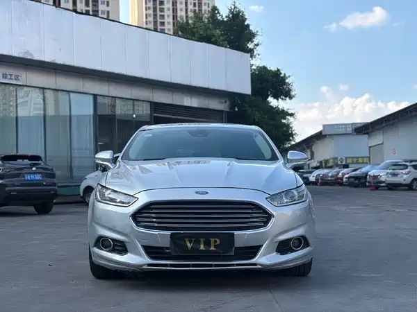 Ford Mondeo 2014