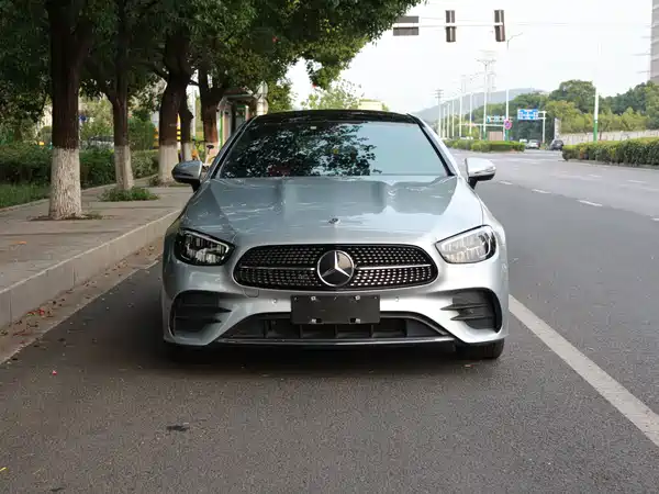 Mercedes-Benz E-Class 2021