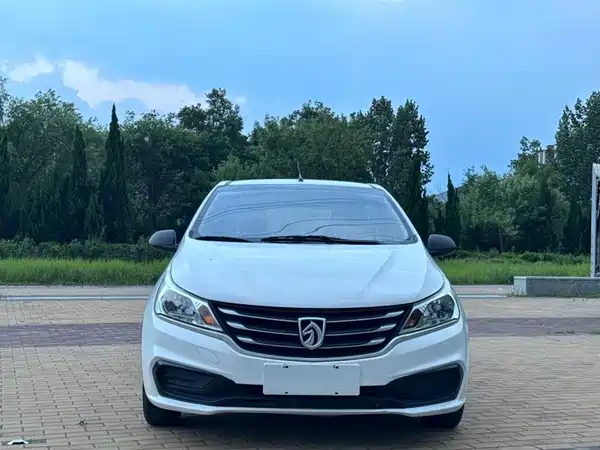 Baojun 310 2016