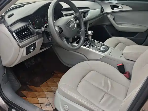 Audi A6L 2012