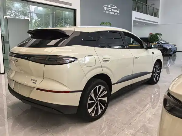 BYD Sealion 06 2025