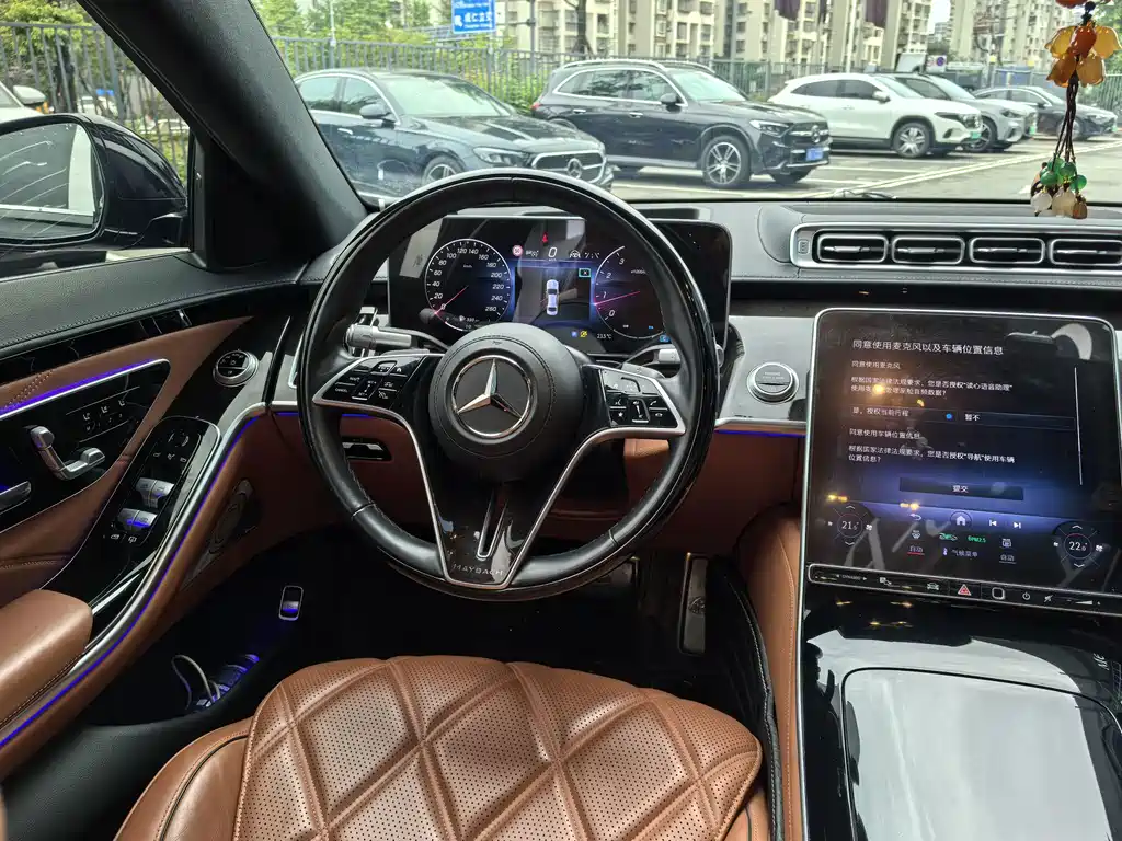 Mercedes-Benz Maybach S-Class 2023 — фото 15