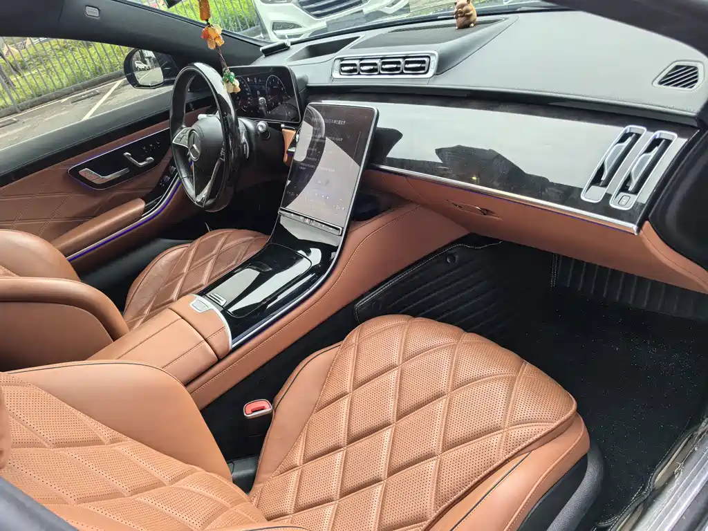 Mercedes-Benz Maybach S-Class 2023 — фото 19