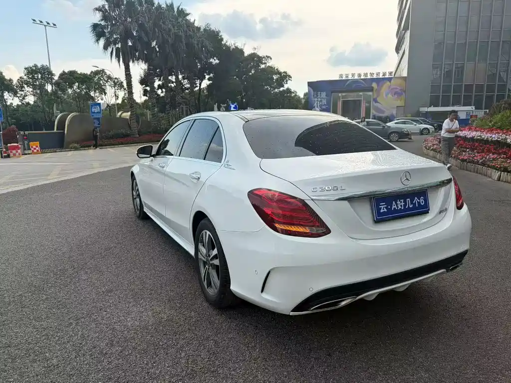 Mercedes-Benz C-Class 2018