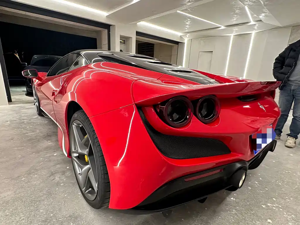 Ferrari F8 2023 — фото 4