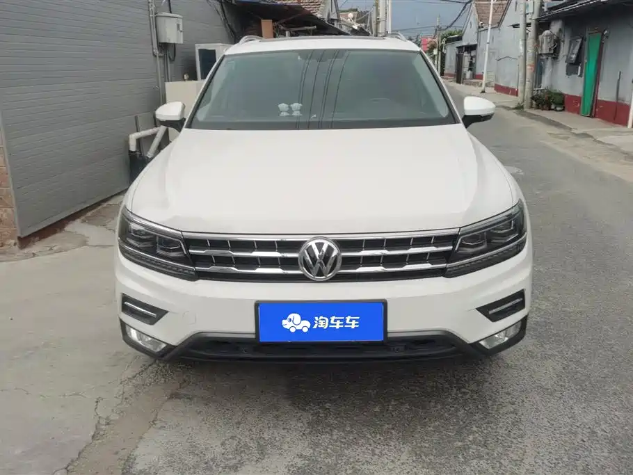 Volkswagen Tiguan L 2018 — фото 2