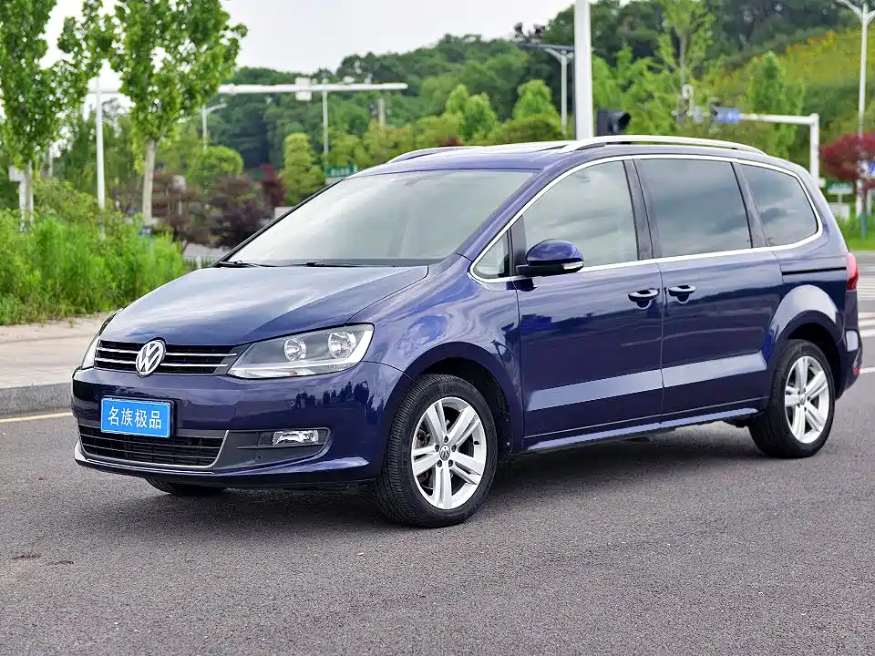 Volkswagen Sharan 2019 — фото 1