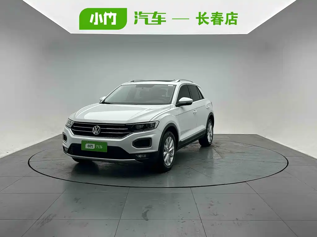 Volkswagen T-Roc 2023 — фото 1