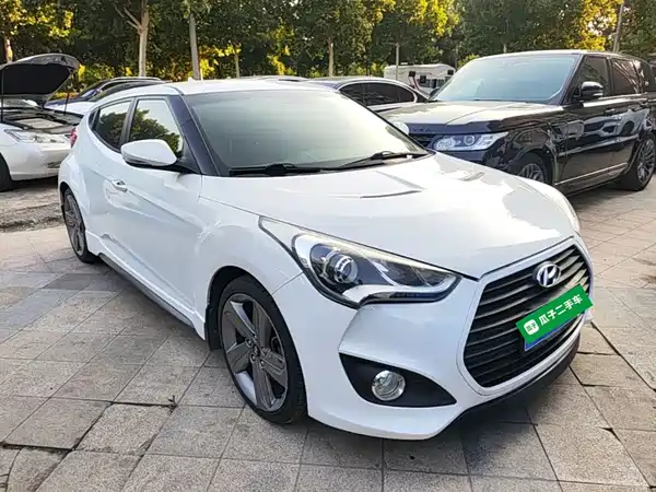 Hyundai Veloster 2015