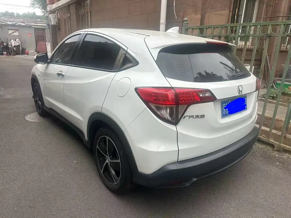 Honda Vezel 2021 — фото 6