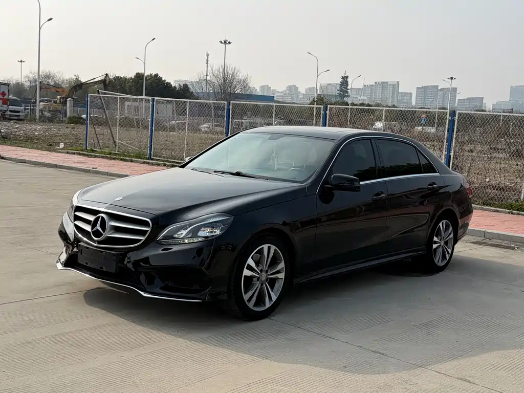 Mercedes-Benz E-Class 2014 — фото 1