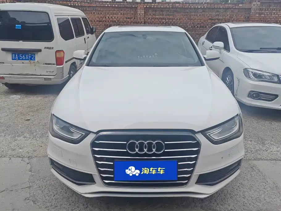 Audi A4L 2015